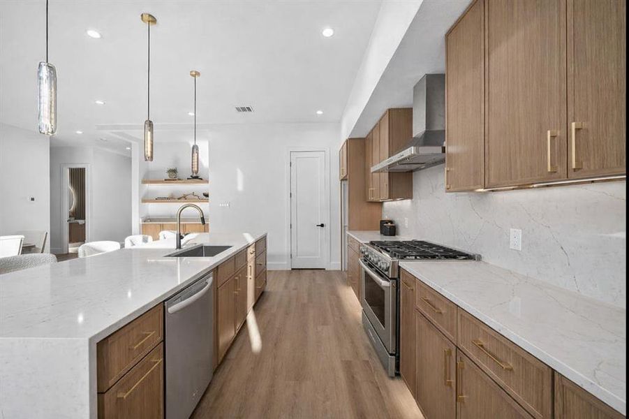 Furnished interior view inside a new home in , Dallas (Image 18).