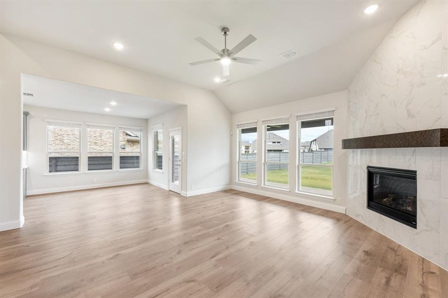 Spacious, unfurnished interior of a new home in Union Park Classic 55, Little Elm (Image 18).