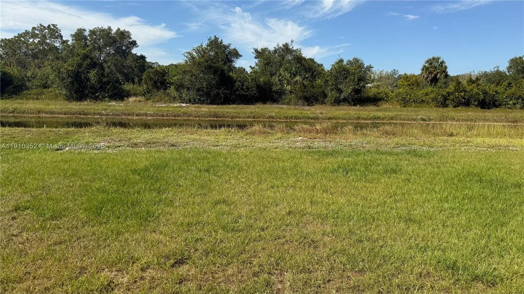 Natural landscape and outdoor views near in Lehigh Acres (Image 31). Natural landscape and outdoor views near in Lehigh Acres (Image 31).