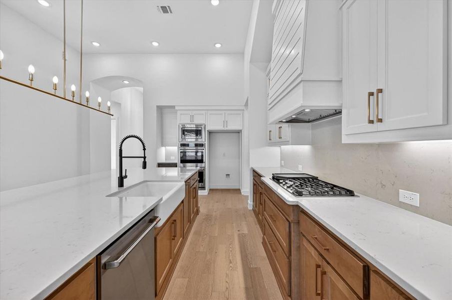 Furnished interior view inside a new home in Quail Hollow, Rockwall (Image 14).