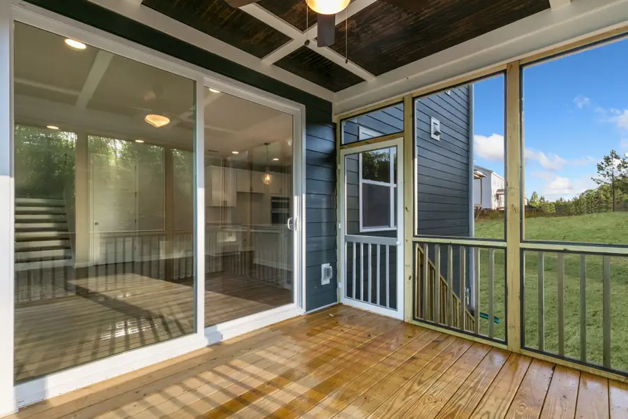 *Photo Representation of the Gunnison Floorplan