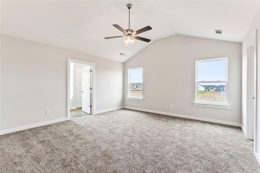 Spacious, unfurnished interior of a new home in , Hampton (Image 28).