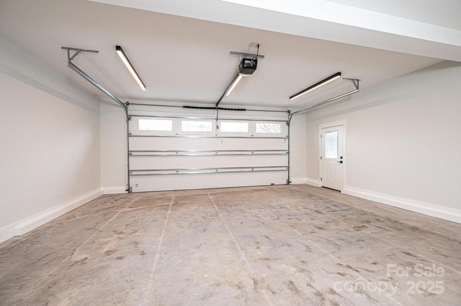 Oversized Dble Garage Oversized Dble Garage