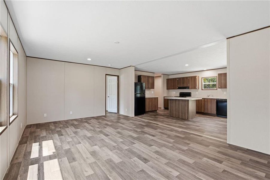 Spacious, unfurnished interior of a new home in , Dahlonega (Image 18). Spacious, unfurnished interior of a new home in , Dahlonega (Image 18).
