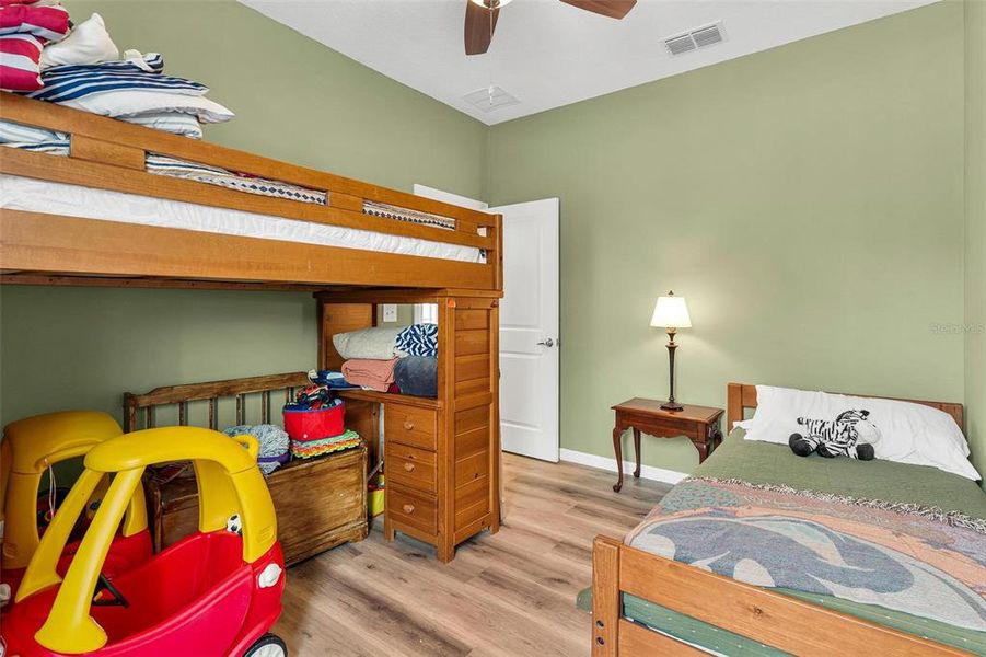 Furnished interior view inside a new home in , Umatilla (Image 38).