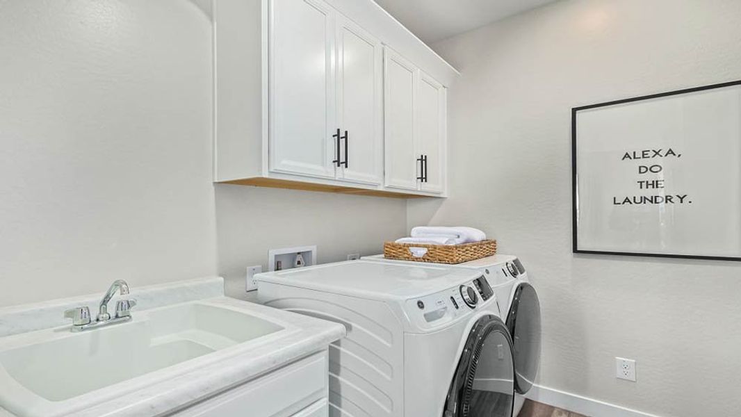 Representative furnished interior of a home built from the 45RM5 by Taylor Morrison in Almeria at Rancho Mercado, Surprise (Image 30).