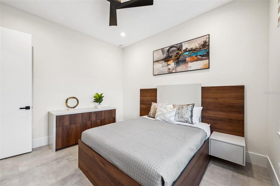 Image 42 of a home in .