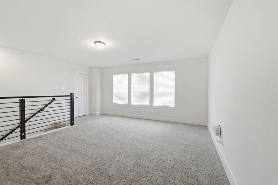 Spacious, unfurnished interior of a new home in Ashland, Richwood (Image 56). Spacious, unfurnished interior of a new home in Ashland, Richwood (Image 56).