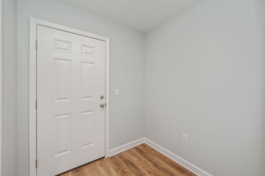 Spacious, unfurnished interior of a new home in , Crestview (Image 35).