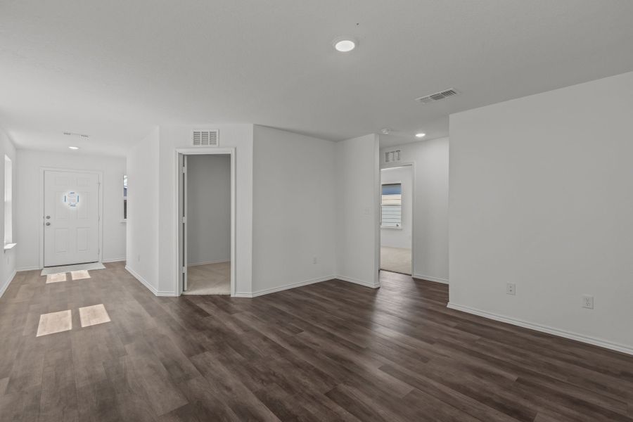 Representative unfurnished interior of a home built from the Taft by Centex in Davis Ranch, San Antonio (Image 32). Representative unfurnished interior of a home built from the Taft by Centex in Davis Ranch, San Antonio (Image 32).