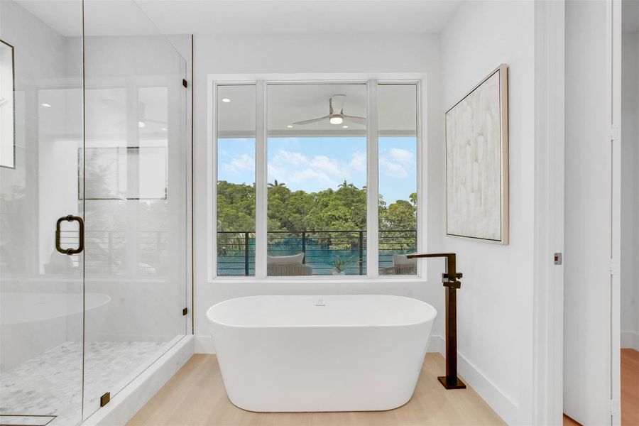 Furnished interior view inside a new home in , Fort Lauderdale (Image 8).