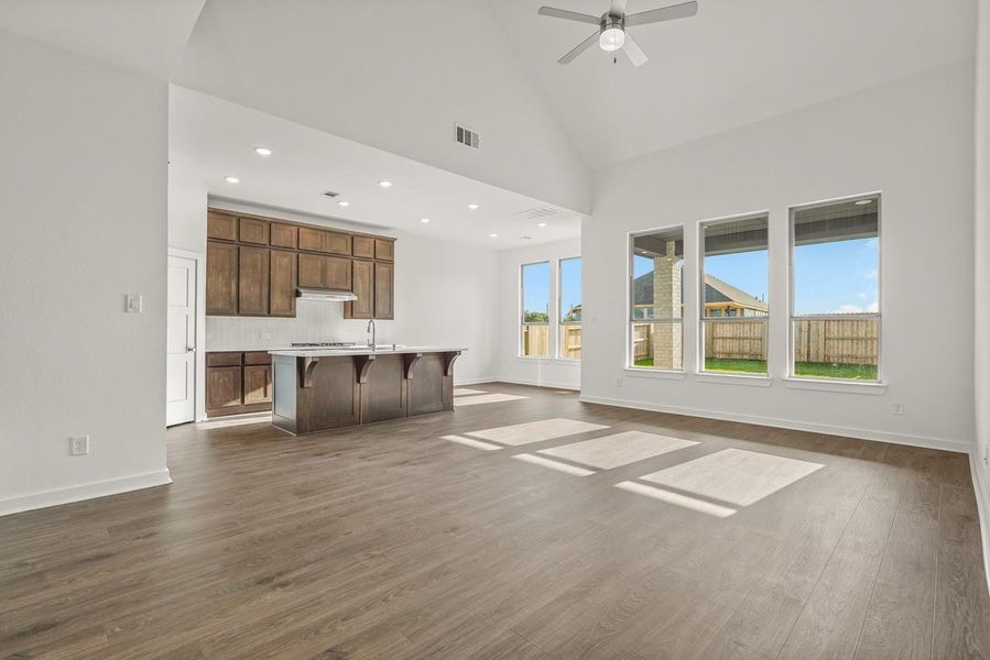 Spacious, unfurnished interior of a new home in Wildrye, Waller (Image 16). Spacious, unfurnished interior of a new home in Wildrye, Waller (Image 16).