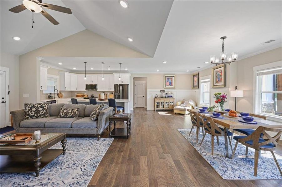 Furnished interior view inside a new home in , Dallas (Image 32).