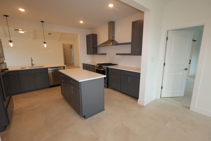 Stylish kitchen with 2 islands Stylish kitchen with 2 islands