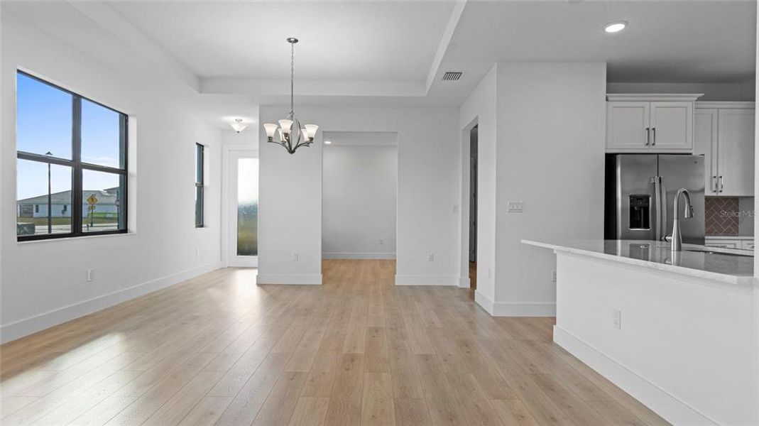 Spacious, unfurnished interior of a new home in Cresswind Lakewood Ranch, Lakewood Ranch (Image 22). Spacious, unfurnished interior of a new home in Cresswind Lakewood Ranch, Lakewood Ranch (Image 22).