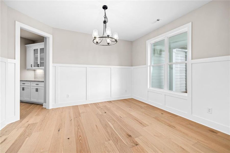 Spacious, unfurnished interior of a new home in , Jefferson (Image 21).