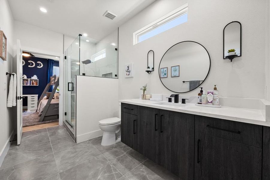 Furnished interior view inside a new home in , Dallas (Image 28). Furnished interior view inside a new home in , Dallas (Image 28).