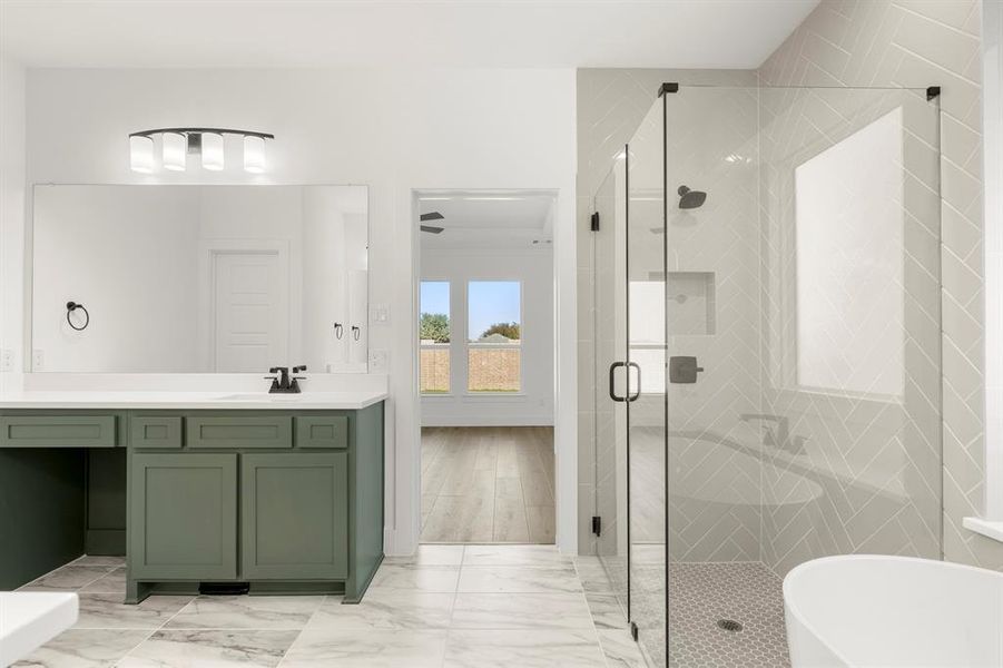 20. 1360 Porter - Bath (4)