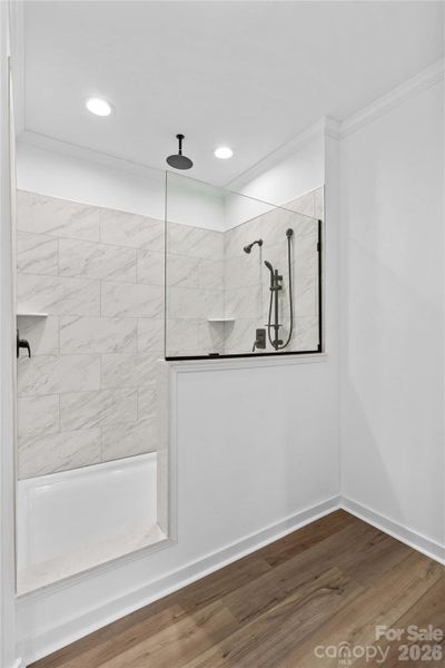 Spacious, unfurnished interior of a new home in , Catawba (Image 34).