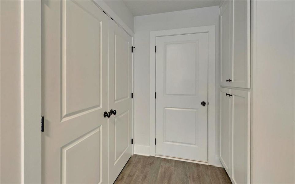 Spacious, unfurnished interior of a new home in , Hartwell (Image 20).