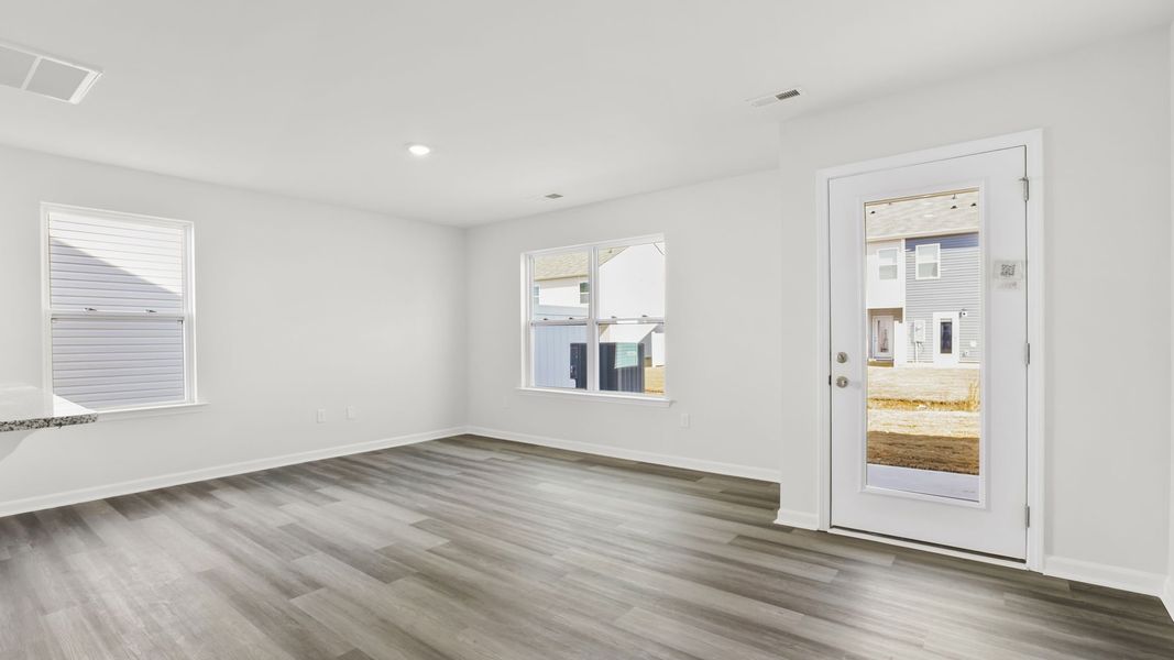 Spacious, unfurnished interior of a new home in Chestnut Ridge Townhomes, Greenville (Image 12).