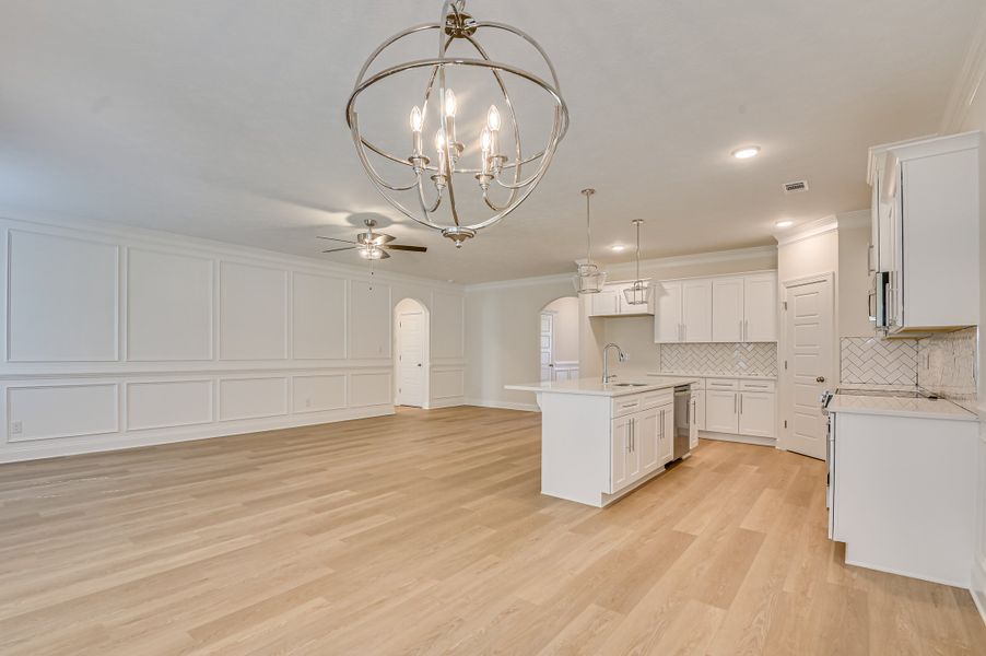 Spacious, unfurnished interior of a new home in The Sanctuary, Aiken (Image 22).
