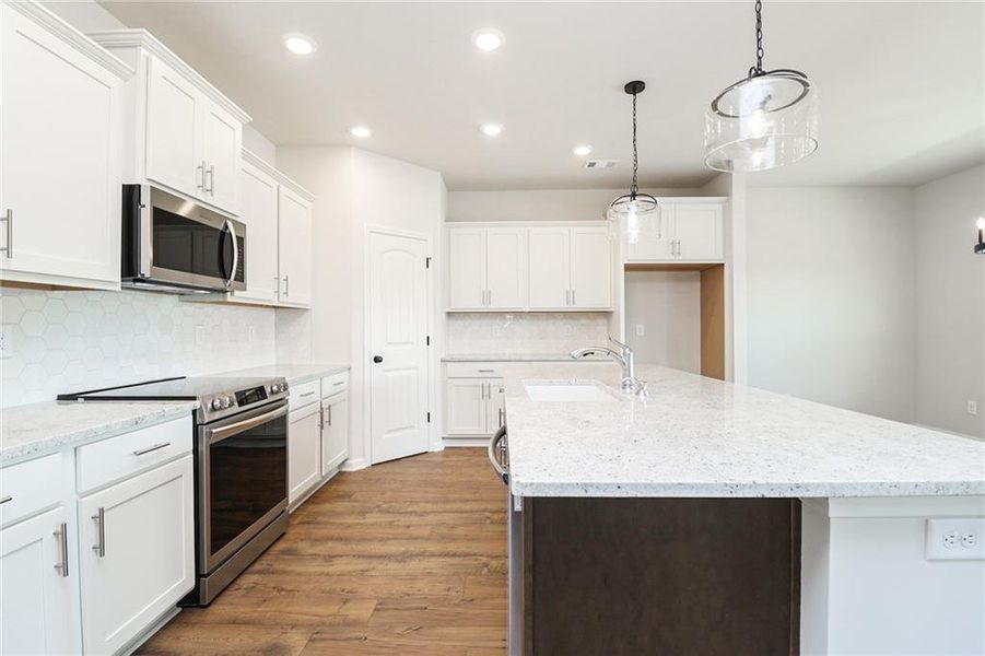 Furnished interior view inside a new home in Harmony Farms, Eatonton (Image 3).