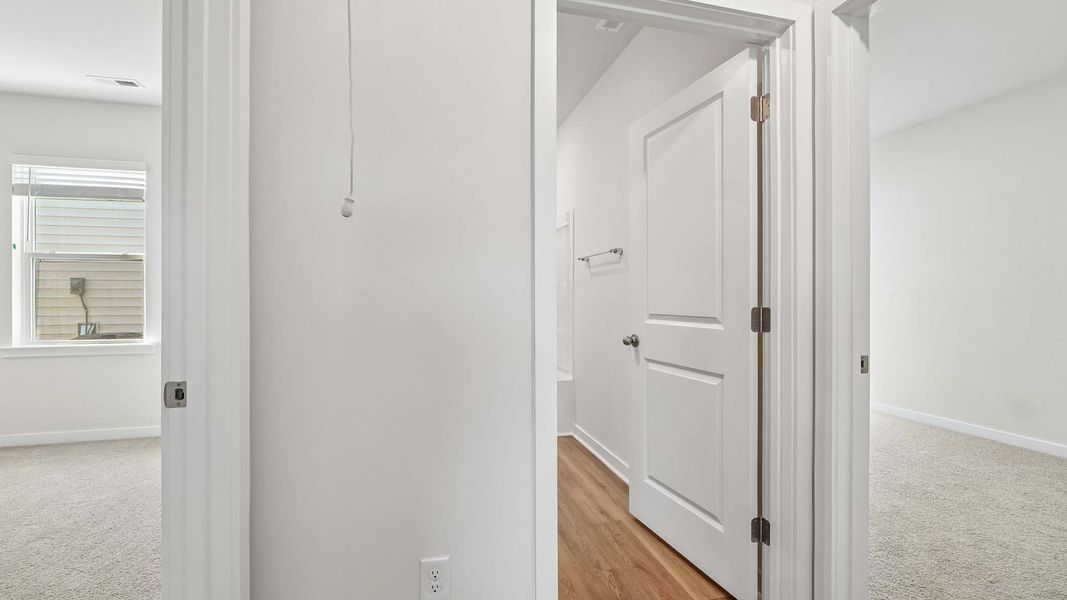 Spacious, unfurnished interior of a new home in Zion Springs, Hickory (Image 19).