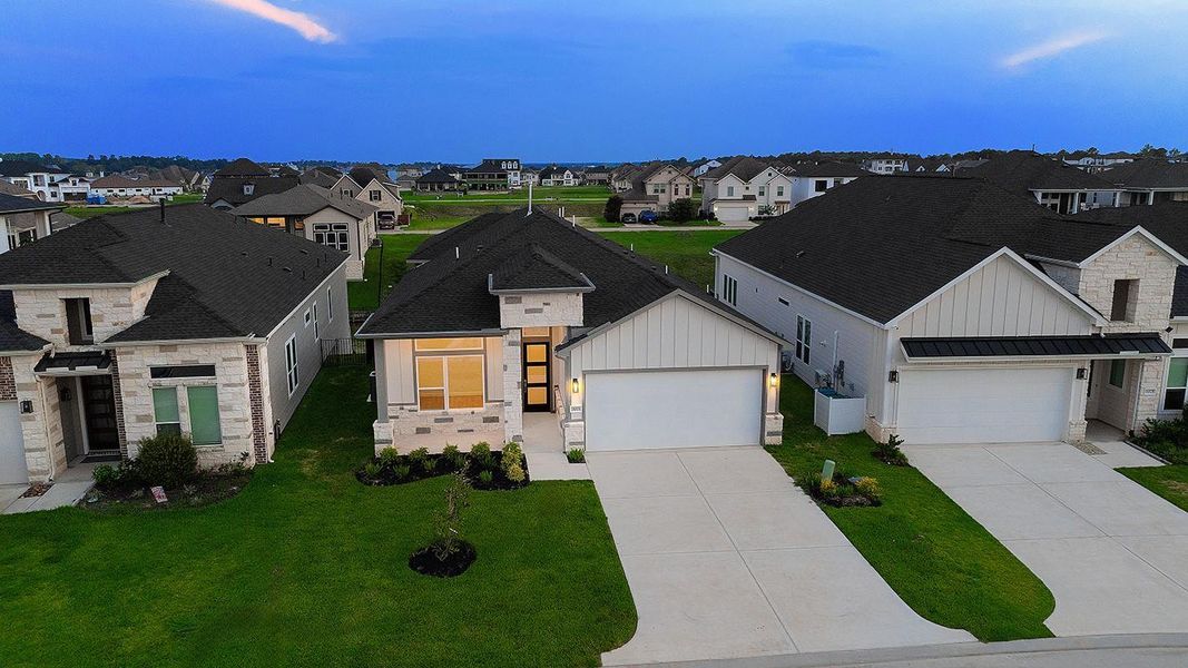 Image 38 of a home in Lake Breeze. Image 38 of a home in Lake Breeze.