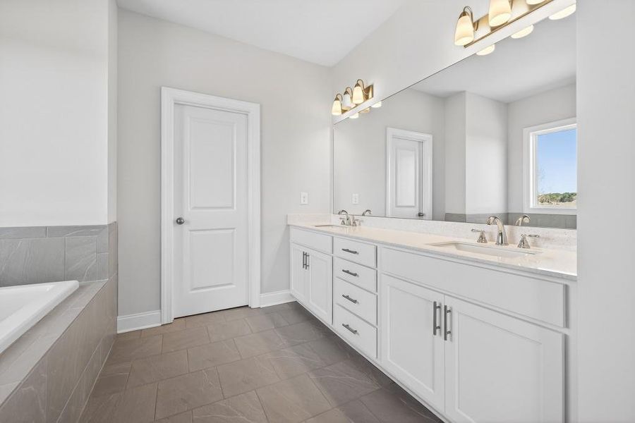 Furnished interior view inside a new home in Hemingway, Flowery Branch (Image 15).