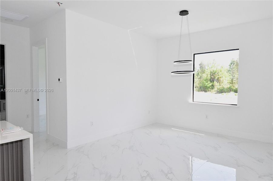 Spacious, unfurnished interior of a new home in , Lehigh Acres (Image 16).