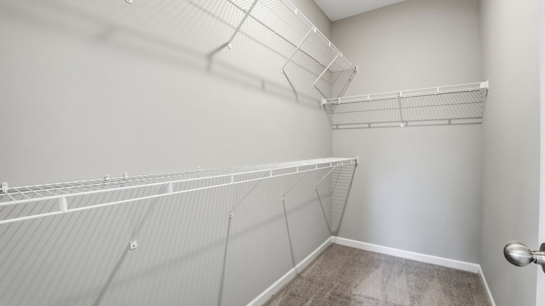 Spacious, unfurnished interior of a new home in Sagewood, Tullahoma (Image 20).