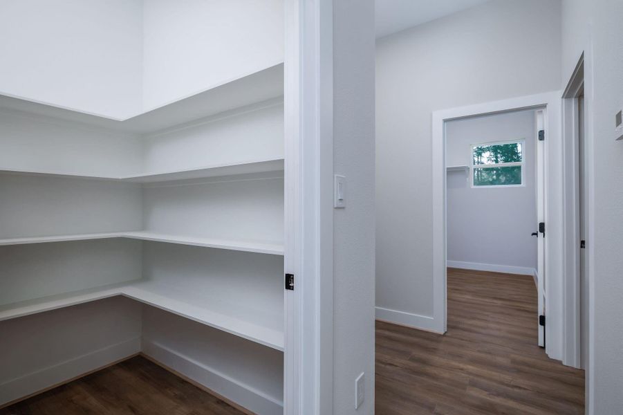 Spacious, unfurnished interior of a new home in , Trinity (Image 19).