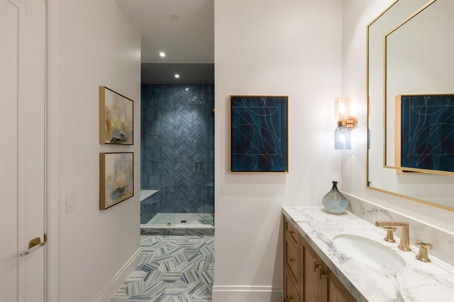 Furnished interior view inside a new home in , Southlake (Image 34).