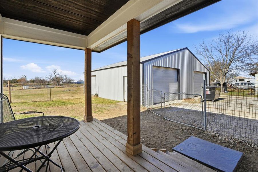 Exterior details and patio area of a home in , Millsap (Image 27).