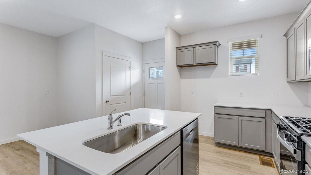 Furnished interior view inside a new home in Arcadia, Denver (Image 26).
