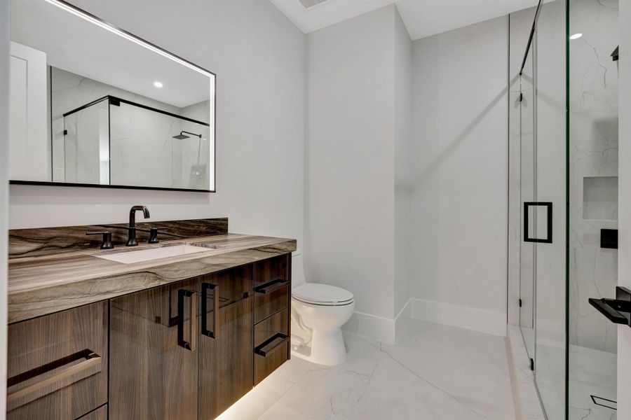 Furnished interior view inside a new home in , Lantana (Image 6).