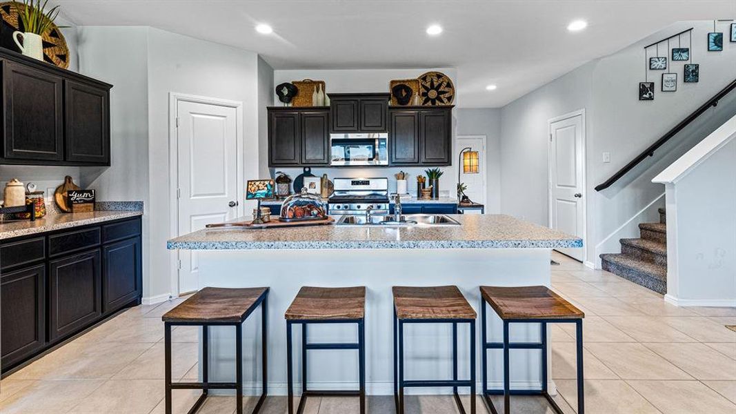 Furnished interior view inside a new home in Bella Vista, Granbury (Image 14).