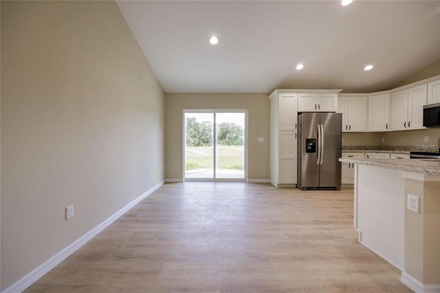 Spacious, unfurnished interior of a new home in , Williston (Image 24).