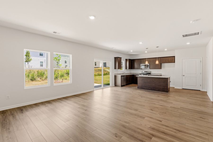 Spacious, unfurnished interior of a new home in Braxton Place, Moore (Image 17). Spacious, unfurnished interior of a new home in Braxton Place, Moore (Image 17).