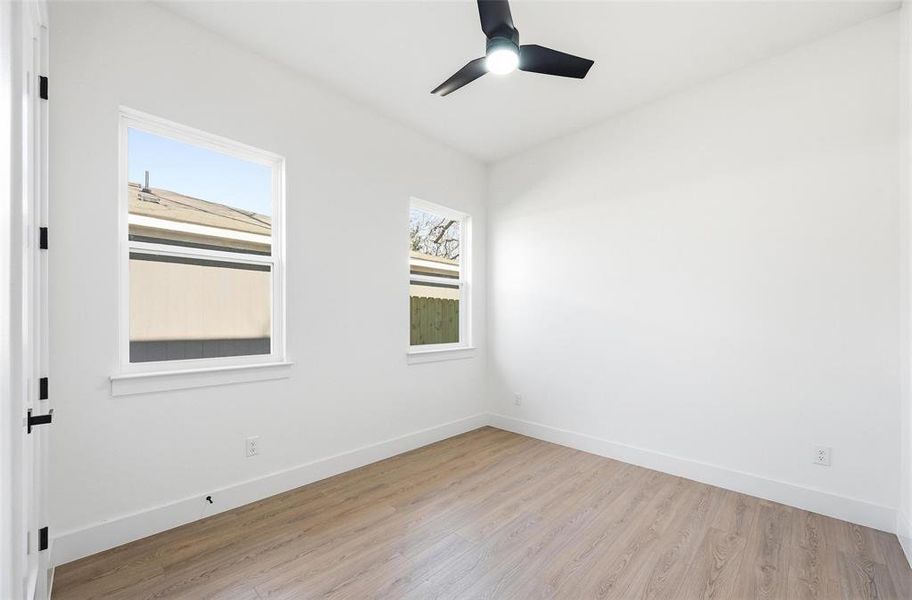 Spacious, unfurnished interior of a new home in , Dallas (Image 18).