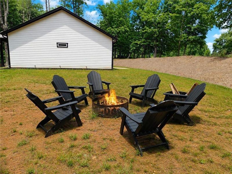 Exterior details and patio area of a home in , Dahlonega (Image 25).