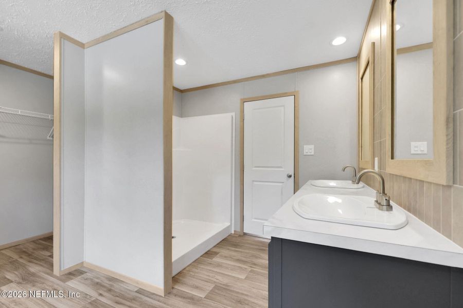 Furnished interior view inside a new home in , Keystone Heights (Image 11).