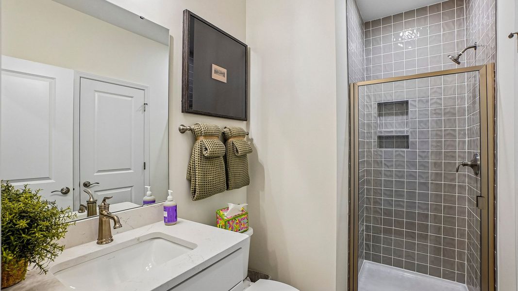 Representative furnished interior of a home built from the Lassiter by DRB Homes in Mason Glenn, Franklinton (Image 17). Representative furnished interior of a home built from the Lassiter by DRB Homes in Mason Glenn, Franklinton (Image 17).