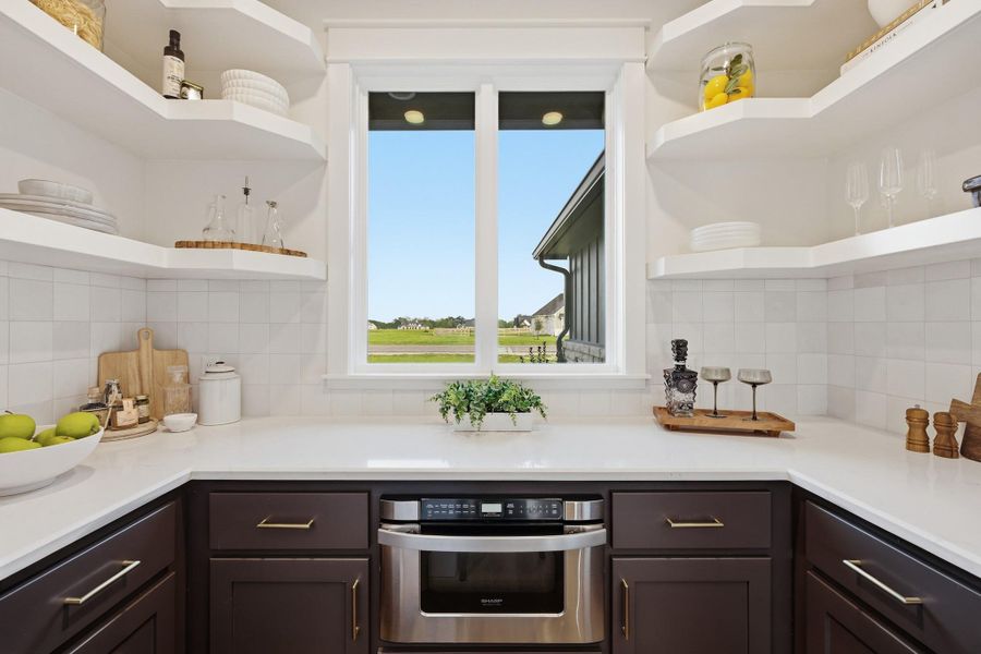 Furnished interior view inside a new home in , Bryan (Image 11).