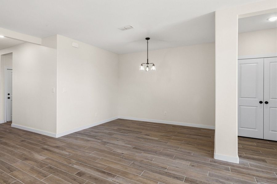 Spacious, unfurnished interior of a new home in The Heights at Riverbend II, Brownsville (Image 9).