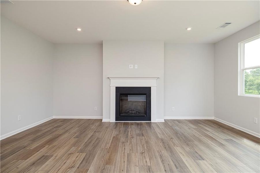Spacious, unfurnished interior of a new home in Riverside Ridge, Lawrenceville (Image 22).
