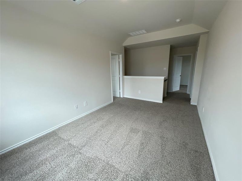 Spacious, unfurnished interior of a new home in Elevon, Lavon (Image 20). Spacious, unfurnished interior of a new home in Elevon, Lavon (Image 20).