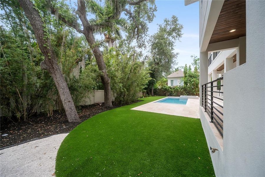 Exterior details and patio area of a home in , Sarasota (Image 34).