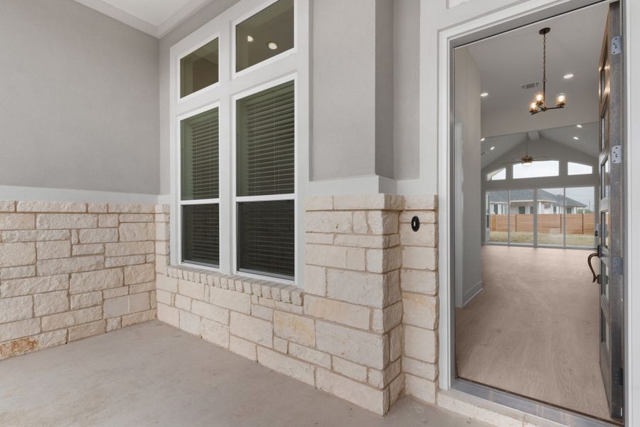 Image 53 of a home in Broken Oak.